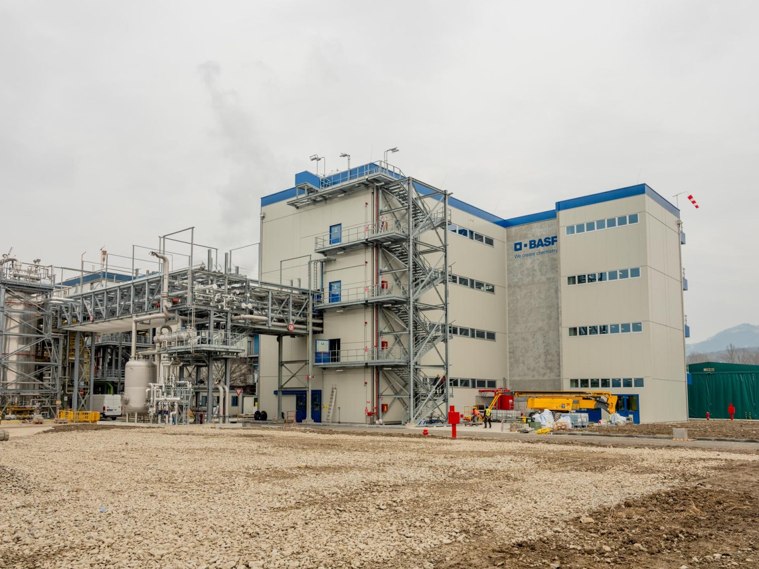 BASF_SLIDE 2